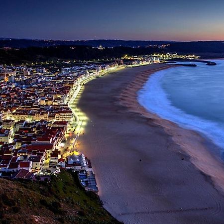 Light Wave Nazare Center 50M Beach Kültér fotó